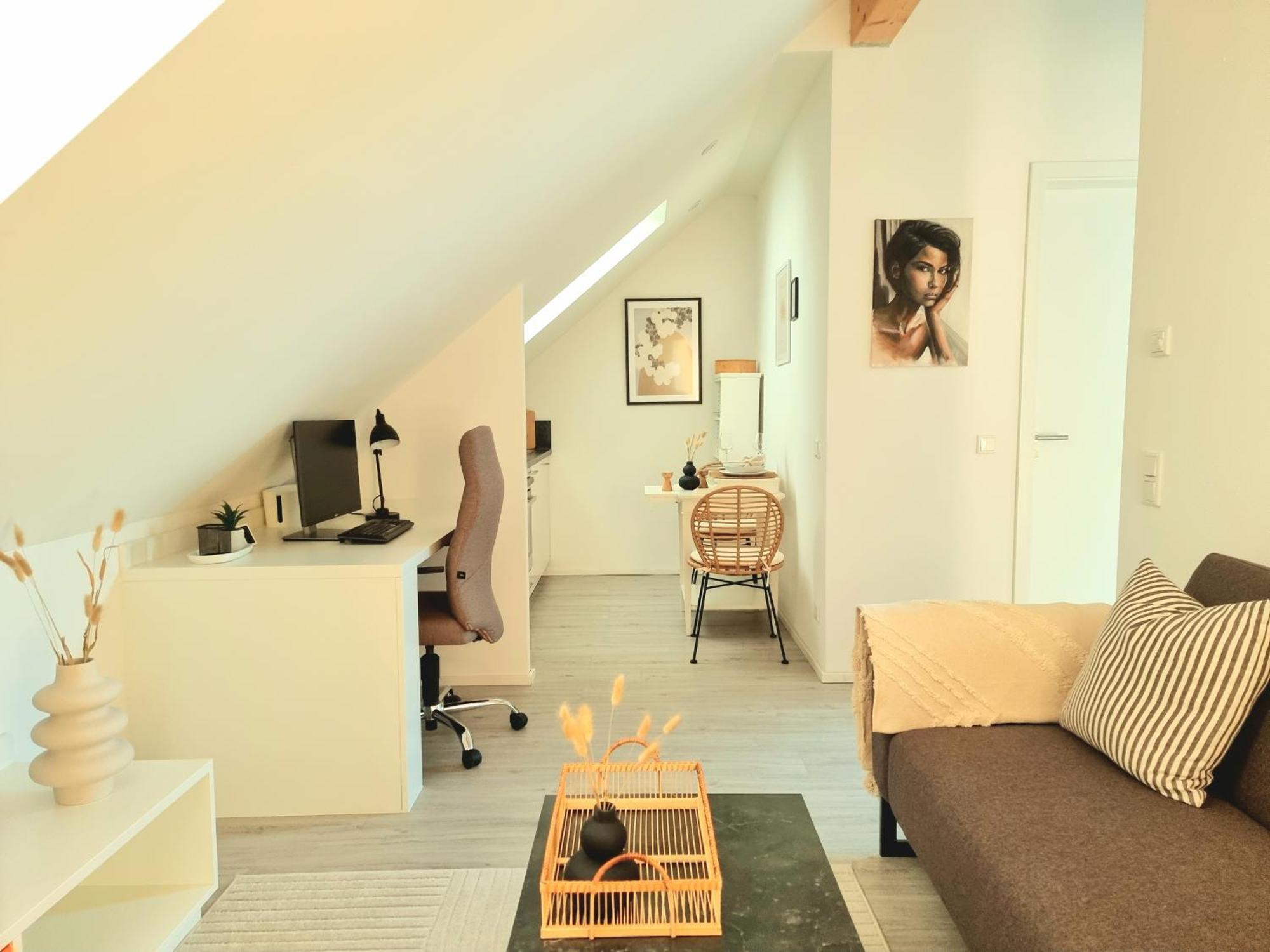 Homestay-Stylish, Zentral- Loft Apartment-Parking Ingolstadt Luaran gambar